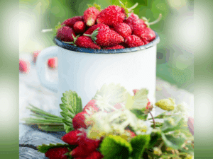 Strawberries and Other Fruits Naturally Whiten Teeth